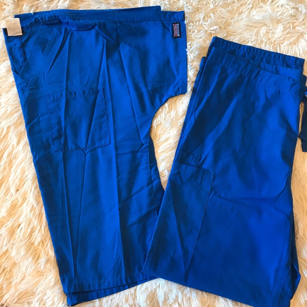 Scrubs set